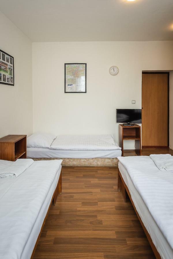 Alexander 2* Praga